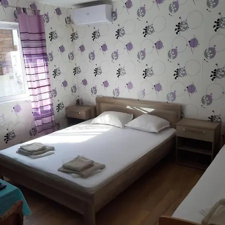 Guest house Mihalkat Old Town *